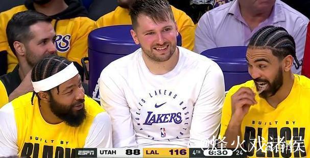 湖人主场强势难挡 欲大胜爵士创14年新纪录 湖人主场强势难挡 欲大胜爵士创14年新纪录